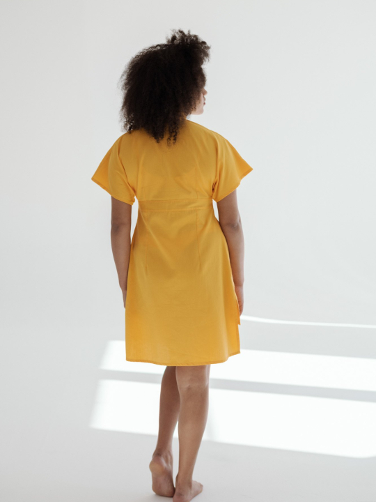 The Button-Up Maternity Dress in Sunshine M